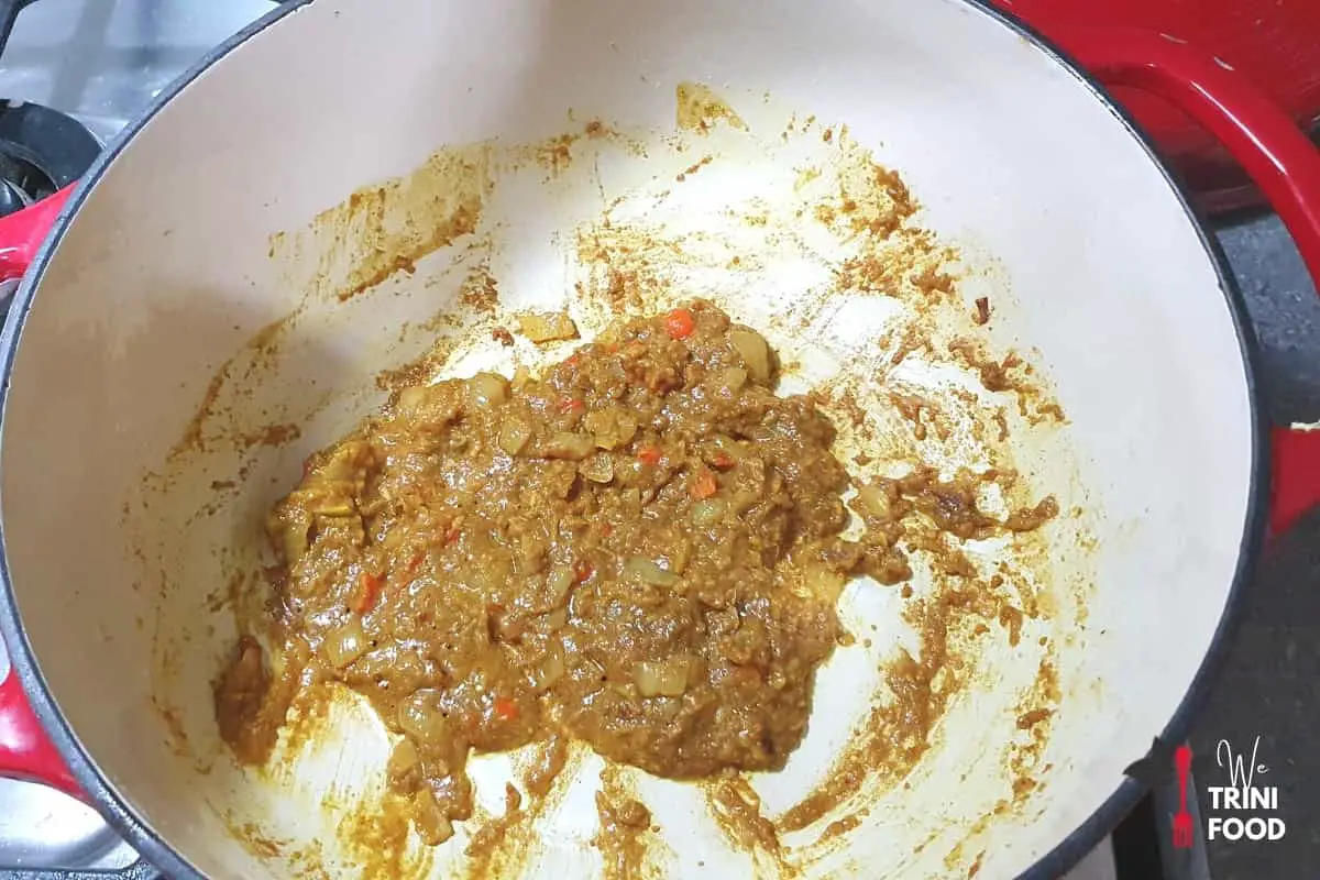 curry paste after water boiled off