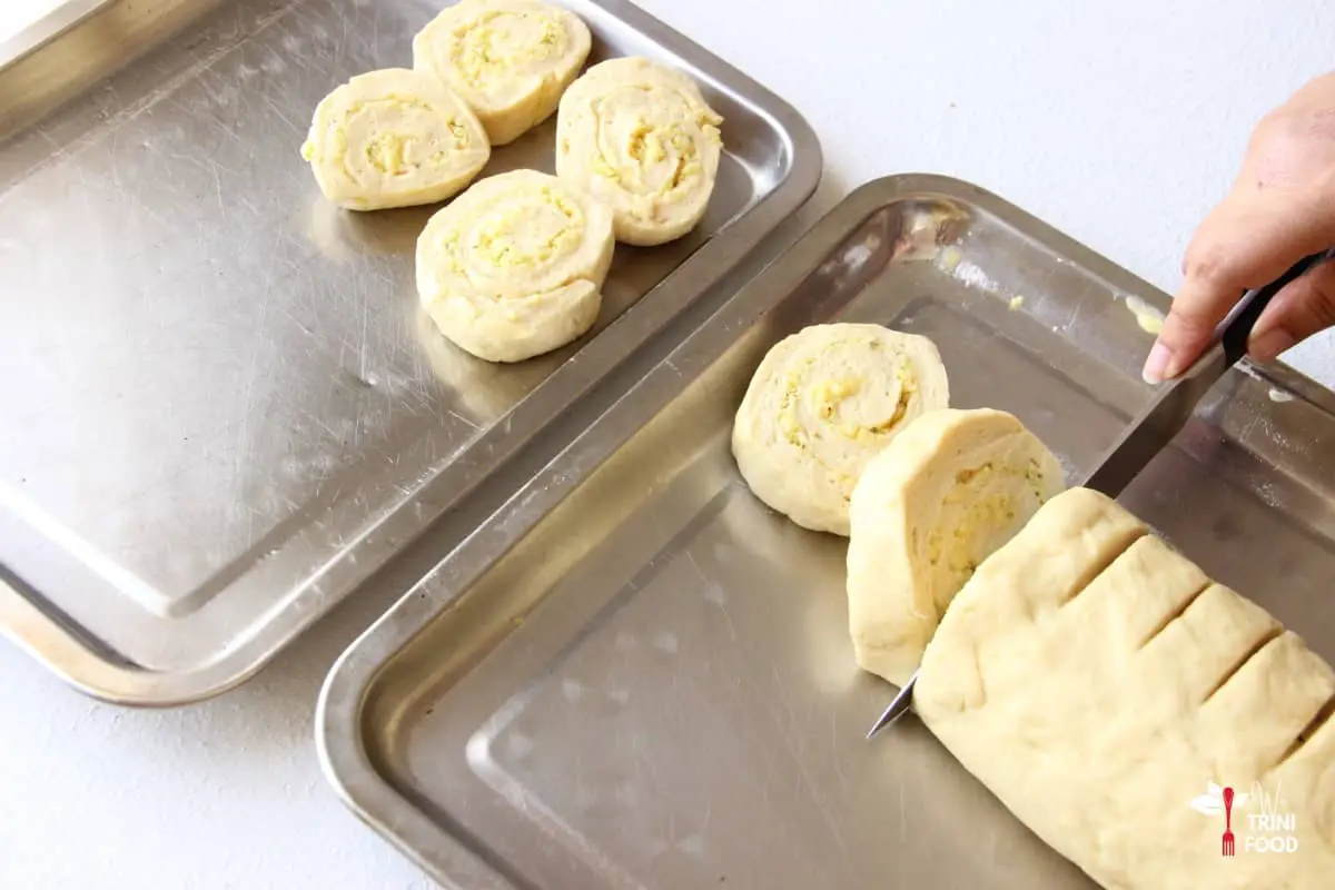 cut cheese rolls dough