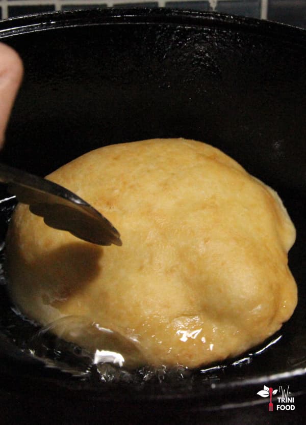 frying bake in iron pot