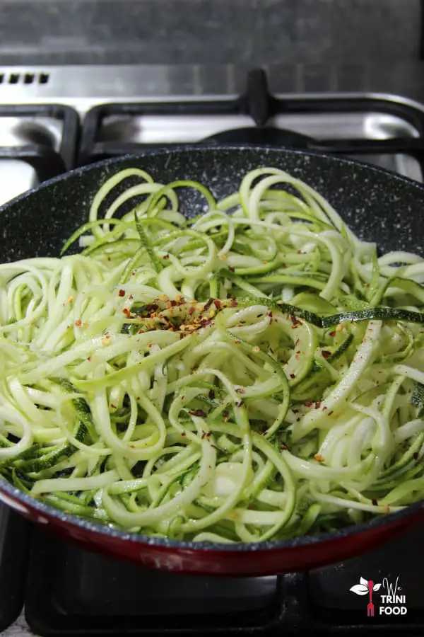 Zucchini noodles with pepper flakes