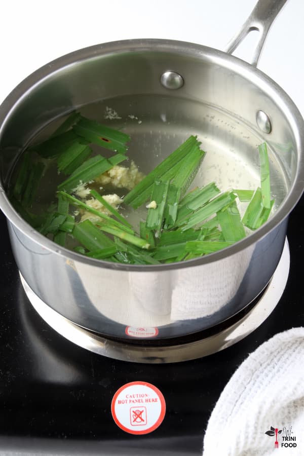 boiling lemongrass and ginger