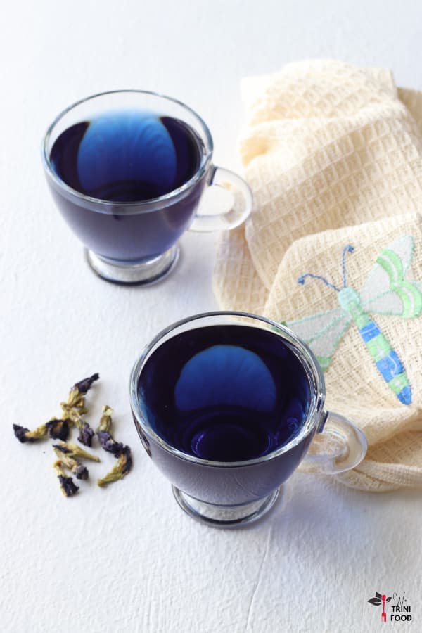butterfly pea tea before lime juice
