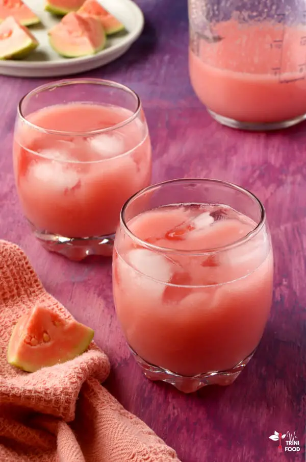 guava juice with guava fruit
