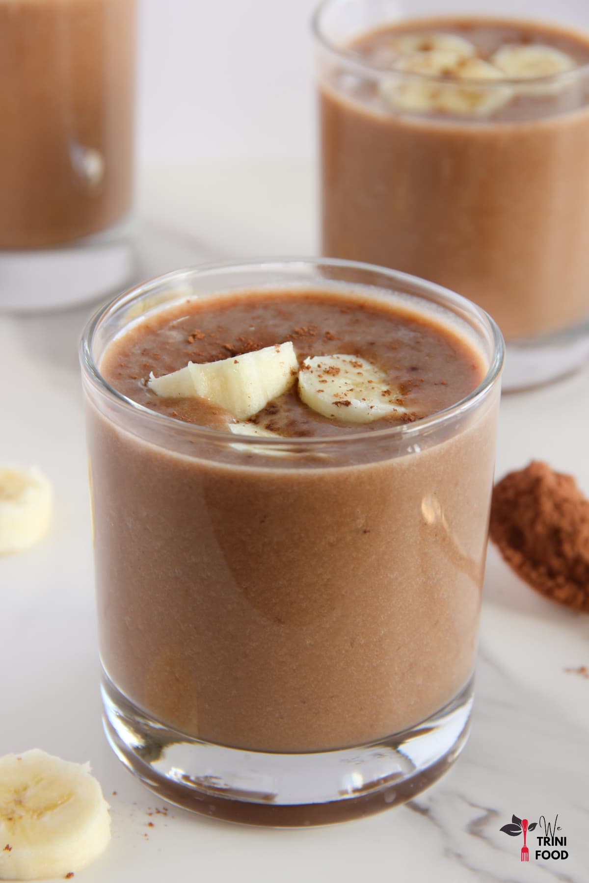 banana chocolate smoothie: summer smoothie drinks