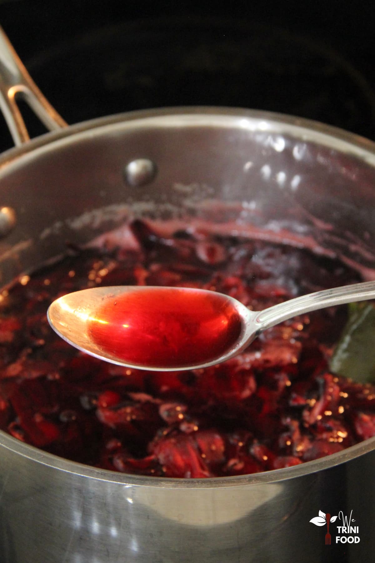 Steeping sorrel before making jelly